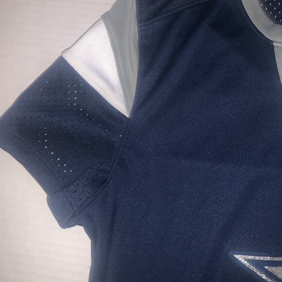 FANATICS DALLAS COWBOYS Lace-Up Shirt. M - Picture 5 of 11